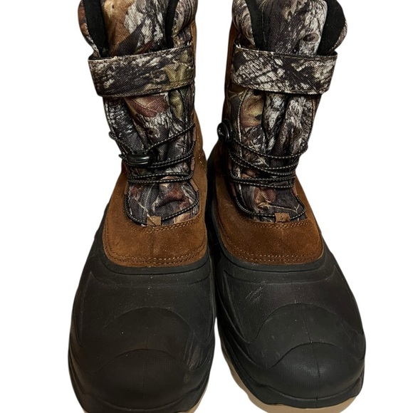 Ozark Trail Men\'s Winter Pac Boots with a Mossy Oak camouflage and suede upper. main image 2